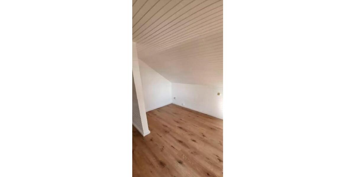 Dachgeschoßwohnung Kiel - 1 Zimmer, 30 m&sup2;, 550&euro; | Angebot:25525586