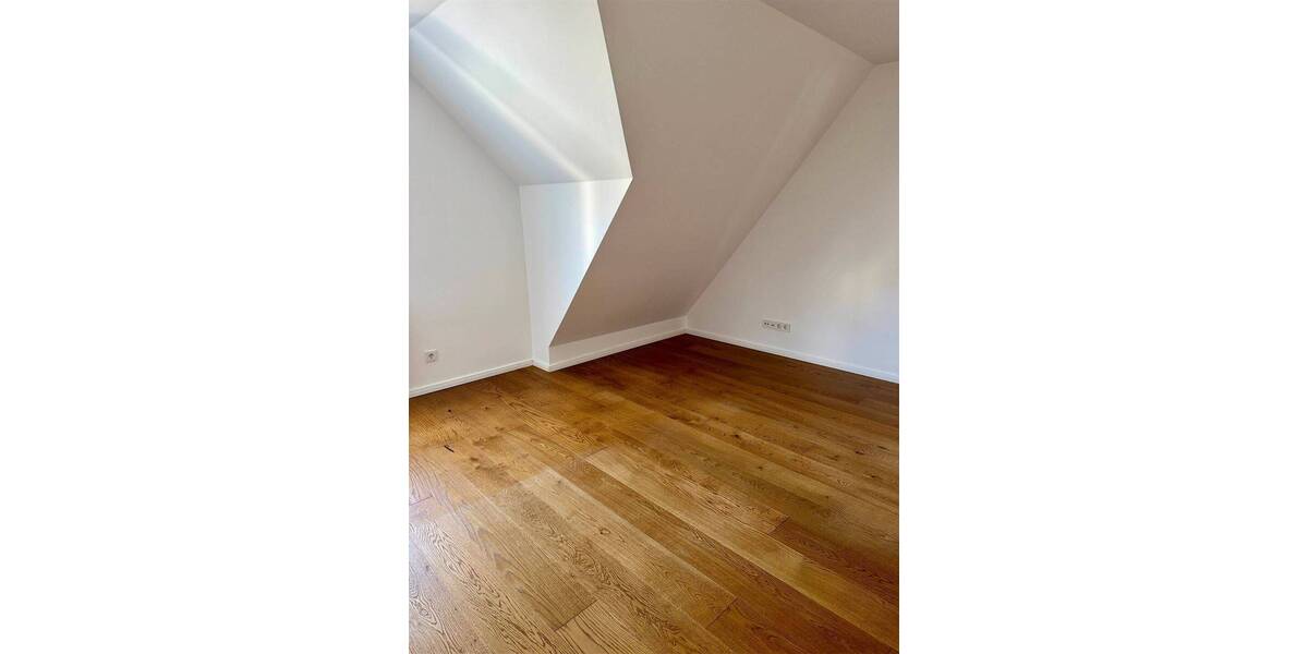 Einfamilienhaus Berlin Tegel - 4 Zimmer, 129 m&sup2;, 2.625&euro; | Angebot:26293121