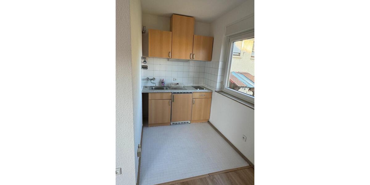 Erdgeschoßwohnung Pforzheim Nordstadt - 1 Zimmer, 24 m&sup2;, 450&euro; | Angebot:25832252