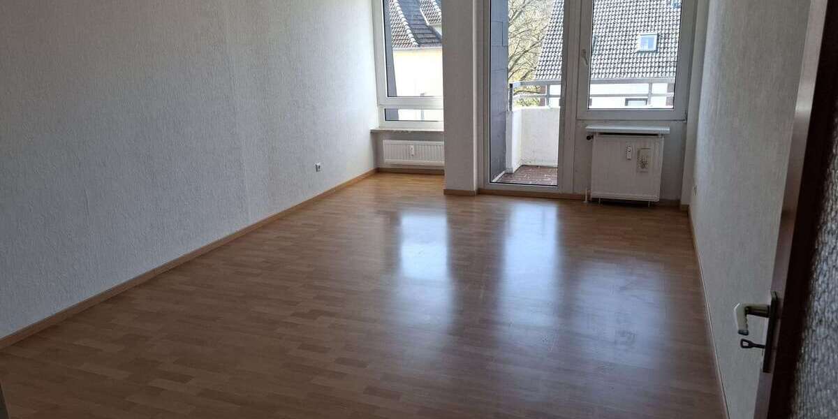 Etagenwohnung Neumünster Innenstadt - 2 Zimmer, 56 m&sup2;, 490&euro; | Angebot:26099934
