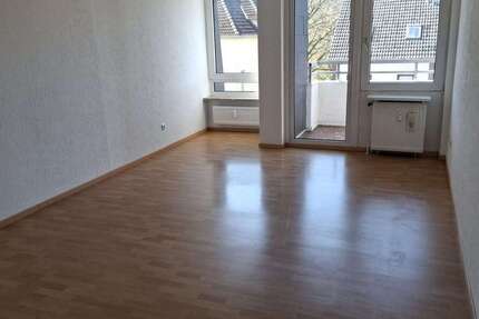 Wohnung Neumünster Innenstadt - 2 Zimmer, 56 m&sup2;, 490&euro; | Angebot:26099934