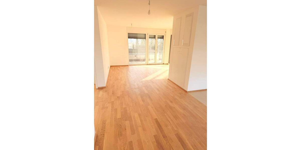Etagenwohnung Singen Nordstadt - 3 Zimmer, 64 m&sup2;, 900&euro; | Angebot:24736574