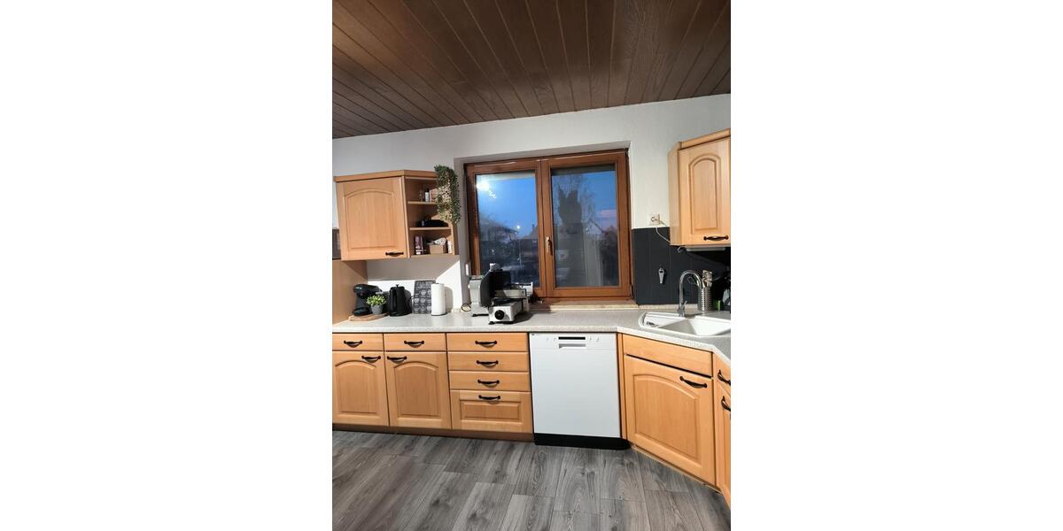 Einfamilienhaus Perkam - 5.5 Zimmer, 140 m&sup2;, 1.100&euro; | Angebot:26021975