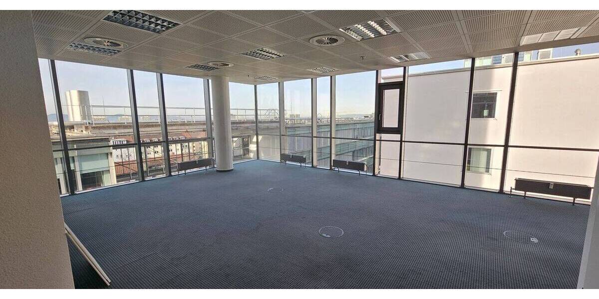 Gewerbeobjekt Freiburg im Breisgau Altstadt - 1 Zimmer, 249 m&sup2;, 4.100&euro; | Angebot:25706366