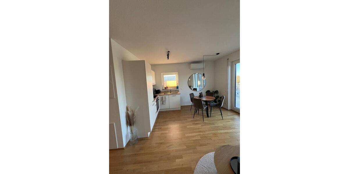 2 Zimmer Penthouse Wohnung zu vermieten 2 zimmer