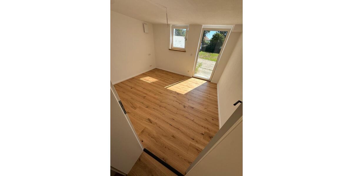 Etagenwohnung Hepberg - 1.000&euro; | Angebot:23591563