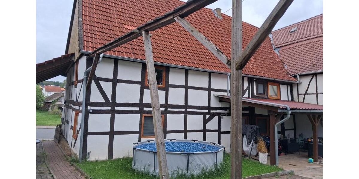 Etagenwohnung Hofgeismar - 8 Zimmer, 170 m&sup2;, 1.000&euro; | Angebot:26491609