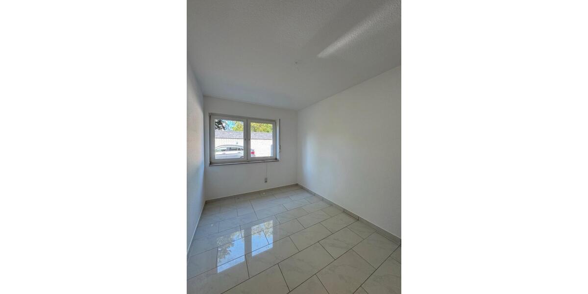 Etagenwohnung Köln Rodenkirchen - 3 Zimmer, 77 m&sup2;, 1.995&euro; | Angebot:26670832