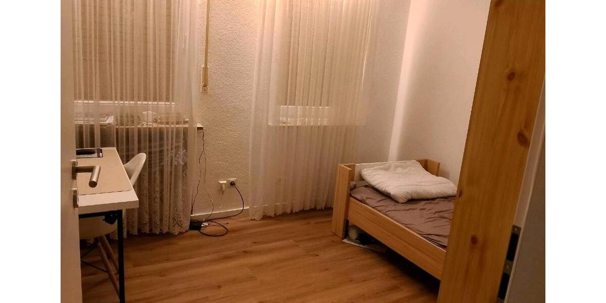 Wohnen auf Zeit Bubenreuth - 4 Zimmer, 10 m&sup2;, 395&euro; | Angebot:26613341