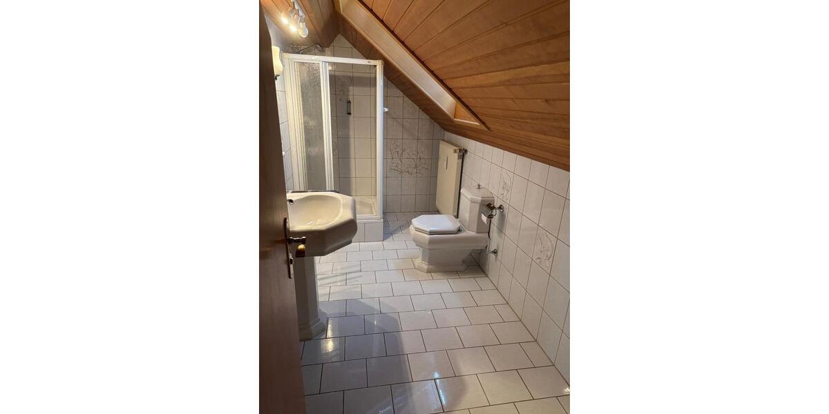Dachgeschoßwohnung Kößlarn - 3.5 Zimmer, 105 m&sup2;, 520&euro; | Angebot:26039846