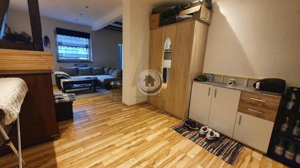 Etagenwohnung Iserlohn - 4.5 Zimmer, 150 m&sup2;, 1.190&euro; | Angebot:26640319