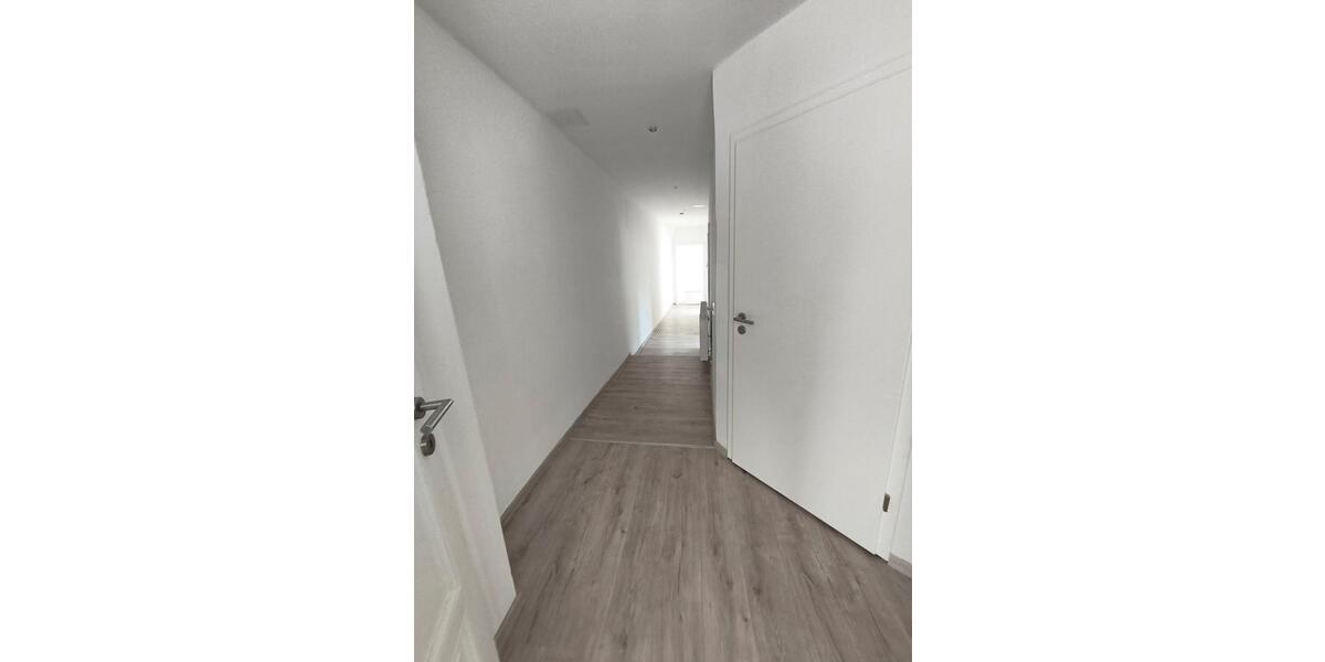 Etagenwohnung Torgau - 5 Zimmer, 137 m&sup2;, 890&euro; | Angebot:24610451