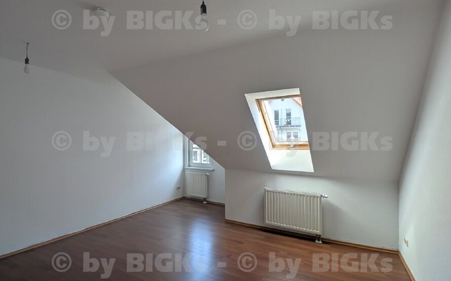 BIGKs - Suhl Mitte: 3-Zimmer Wohnung,sep.Küche&Bad mit Wanne u.Dusche (-;) 3 zimmer