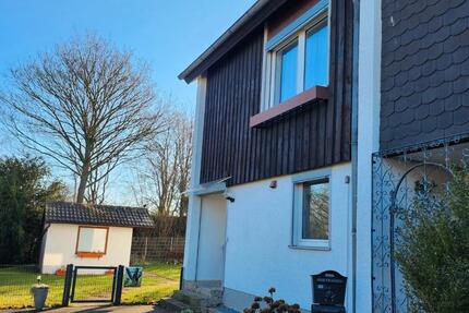 Haus Salzgitter Ortschaft Nord - 6 Zimmer, 162 m&sup2;, 1.300&euro; | Angebot:25323496