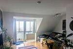 Schöne, helle Dachgeschosswohnung in 93192 Wald 2 zimmer