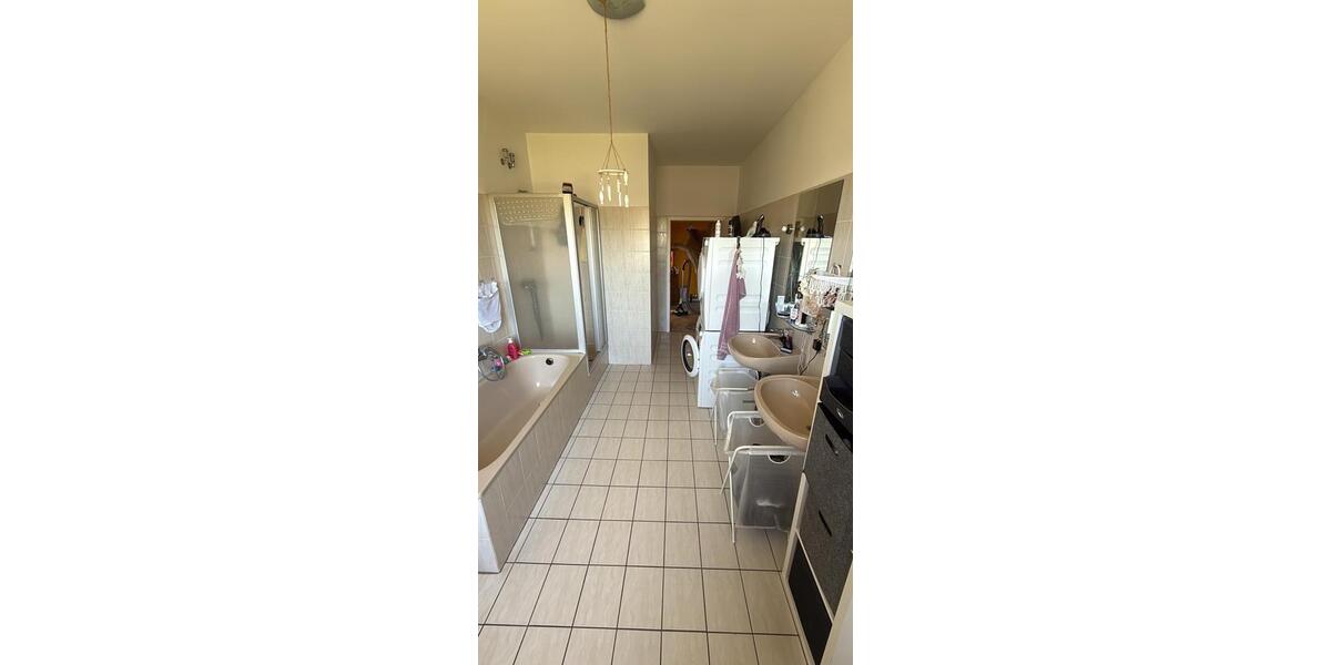 Erdgeschoßwohnung Bassum - 4 Zimmer, 145 m&sup2;, 1.160&euro; | Angebot:26415015