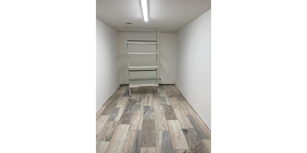 Gewerbeobjekt Backnang - 950&euro; | Angebot:26421578