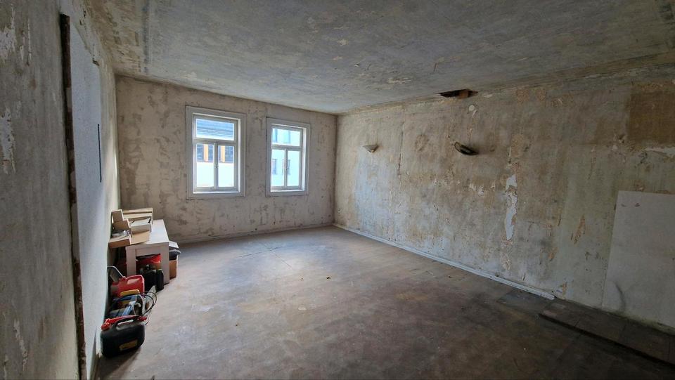 Etagenwohnung Saalfeld (Saale) - 3 Zimmer, 80 m&sup2;, 550&euro; | Angebot:22613362