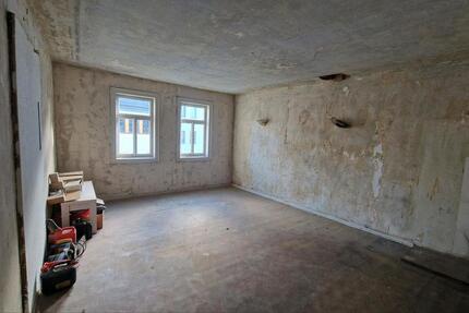 Wohnung Saalfeld (Saale) - 3 Zimmer, 80 m&sup2;, 550&euro; | Angebot:22613362