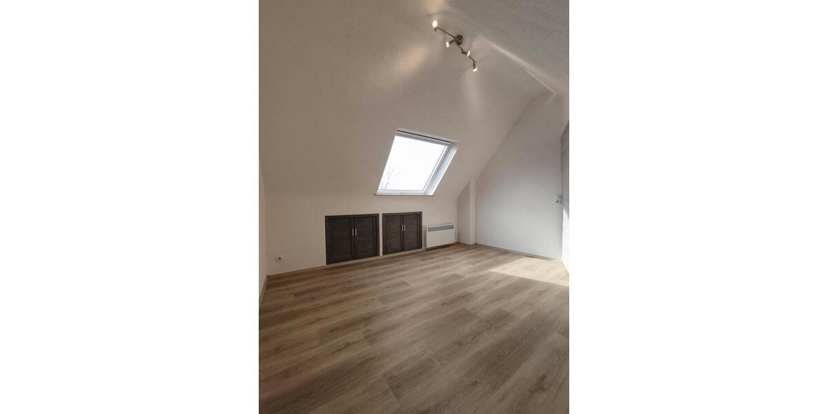 Etagenwohnung Münsterhausen - 3 Zimmer, 70 m&sup2;, 580&euro; | Angebot:26658344