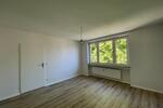 **LuxusWohnung mit Balkon !!**