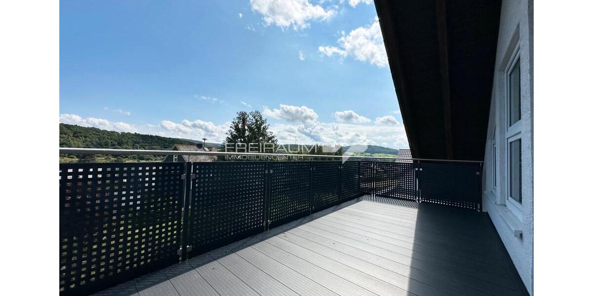 Dachgeschoßwohnung Neunkirchen - 3 Zimmer, 100 m&sup2;, 890&euro; | Angebot:21938623