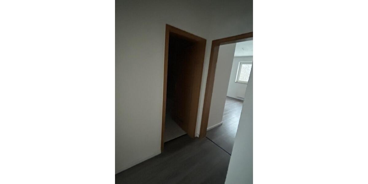 Etagenwohnung Neustadt bei Coburg - 3 Zimmer, 78 m&sup2;, 600&euro; | Angebot:24676669