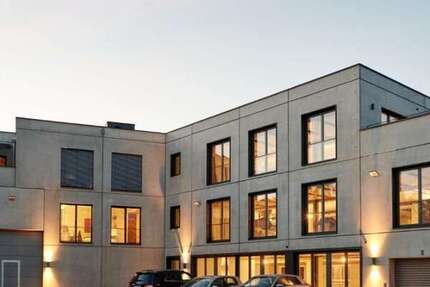 Büro in Hohenbrunn 1.495 € 56 m²