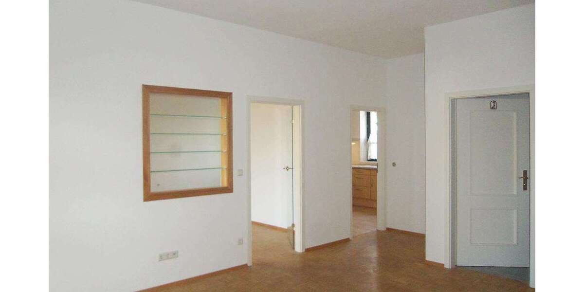 Etagenwohnung Rheinstetten - Mörsch Mörsch - 7 Zimmer, 181 m&sup2;, 1.990&euro; | Angebot:26072463