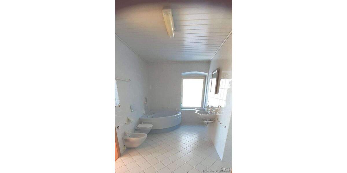 Etagenwohnung Beilngries - 5 Zimmer, 167 m&sup2;, 1.000&euro; | Angebot:24812679