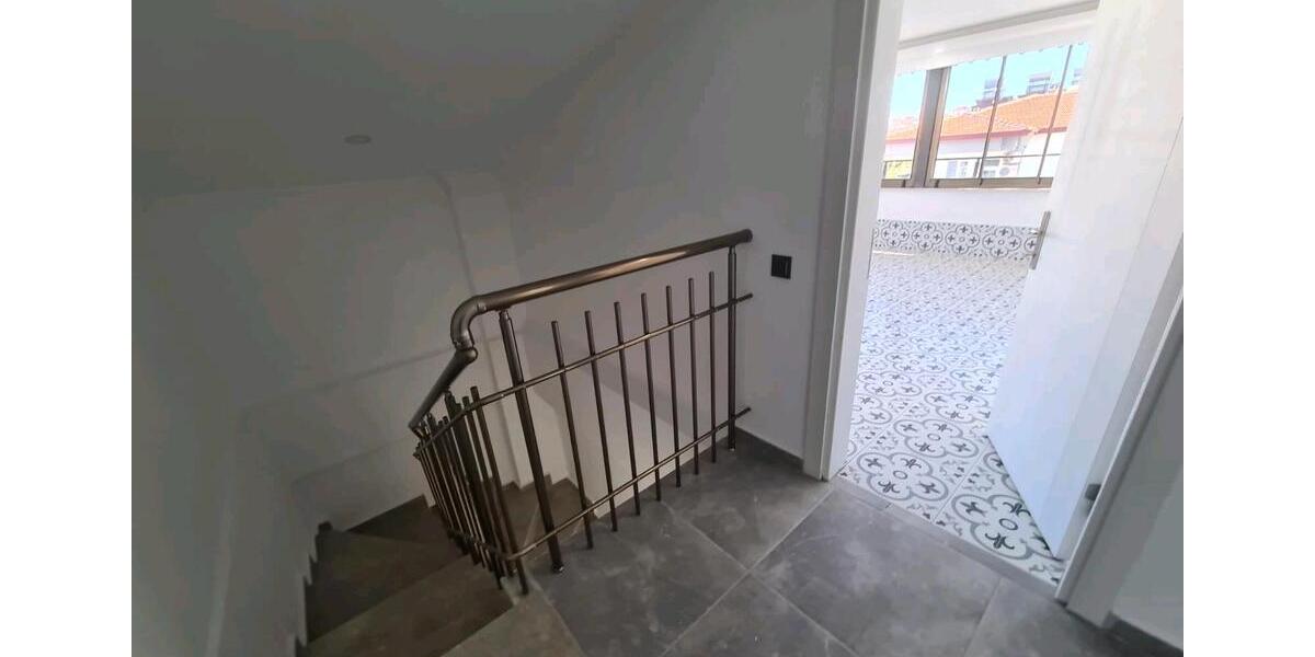 Etagenwohnung Wesselburen - 4 Zimmer, 150 m&sup2;, 500&euro; | Angebot:23486067