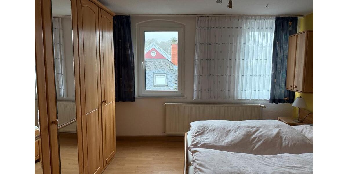 Dachgeschoßwohnung Oberkotzau - 2 Zimmer, 78 m&sup2;, 500&euro; | Angebot:26152302