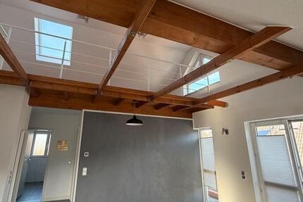 Maisonnette Wohnung mit Balkon zu vermieten 2 zimmer