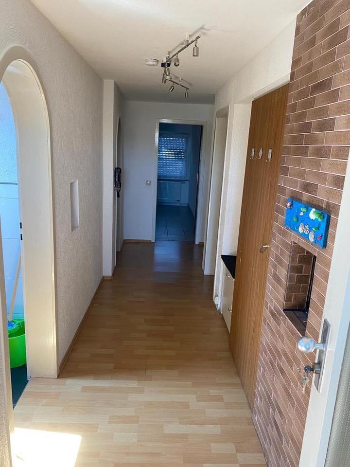 3-Zimmer Dachgeschosswohnung ab 01.12.25 zimmer