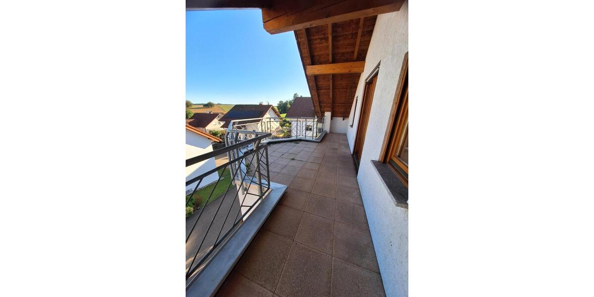 Dachgeschoßwohnung Sinsheim - 2 Zimmer, 75 m&sup2;, 800&euro; | Angebot:24626986