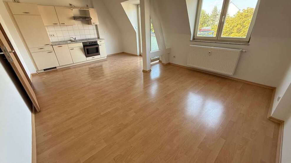 Wohnung zum Mieten in Chemnitz 270 € 46.6 m²