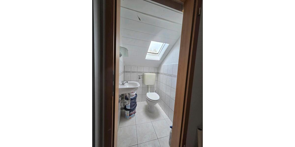 Dachgeschoßwohnung Nalbach - 2 Zimmer, 50 m&sup2;, 500&euro; | Angebot:24946692