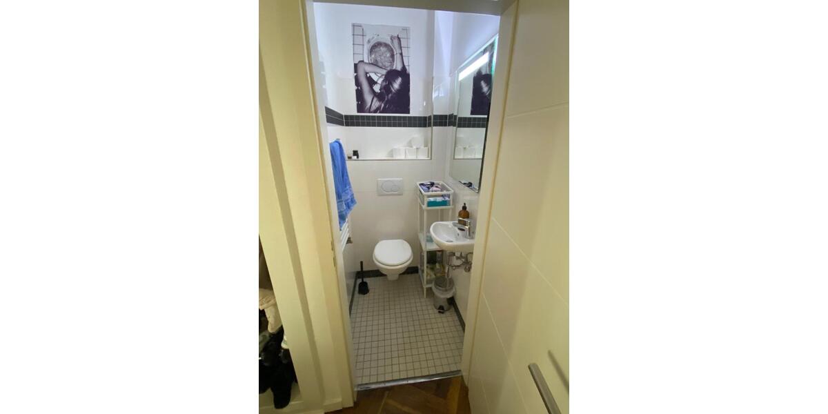 Wohnen auf Zeit Hildesheim - 28 Zimmer, 129 m&sup2;, 450&euro; | Angebot:26535739
