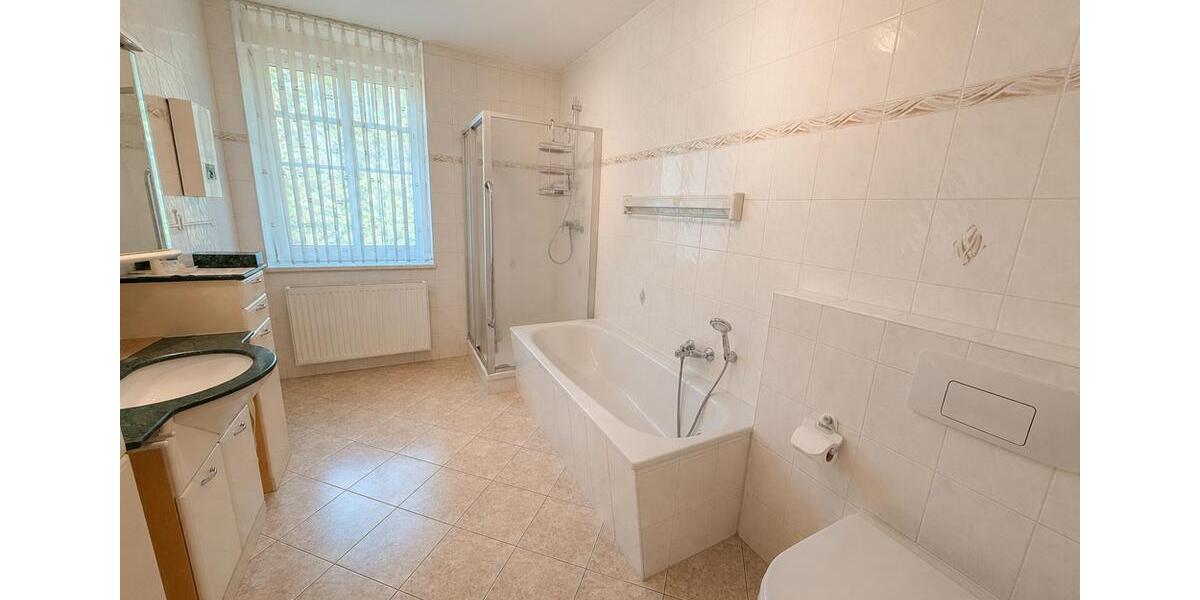 Etagenwohnung Lübben (Spreewald) - 3 Zimmer, 95 m&sup2;, 760&euro; | Angebot:26645558