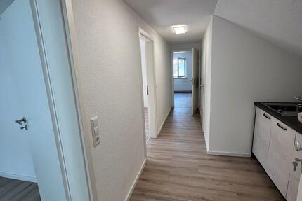 Wohnung Stuttgart Zuffenhausen - 3 Zimmer, 67 m&sup2;, 1.200&euro; | Angebot:26640273