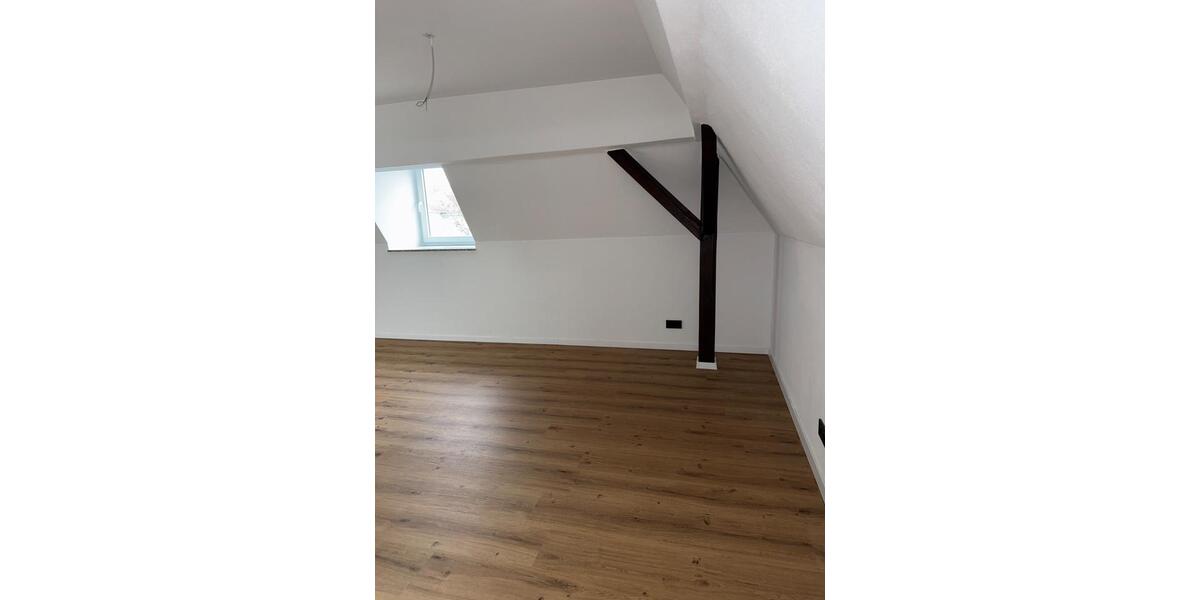 Dachgeschoßwohnung Straubing - 1 Zimmer, 47 m&sup2;, 640&euro; | Angebot:24526052