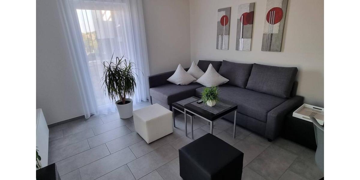 Wohnen auf Zeit Rottweil - 2 Zimmer, 50 m&sup2;, 1.199&euro; | Angebot:26219670