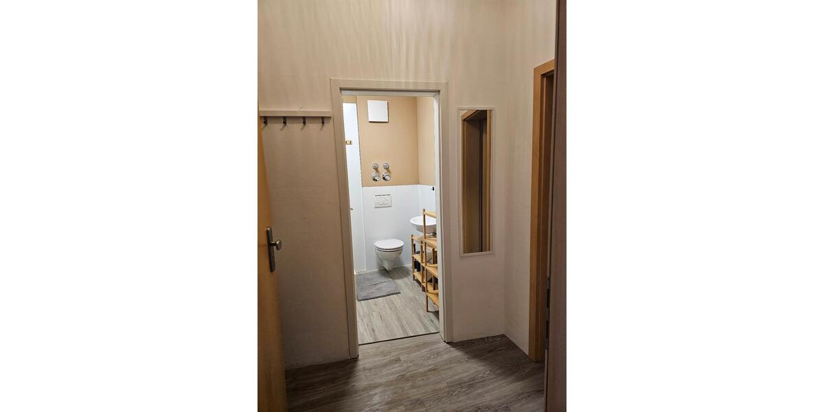 Erdgeschoßwohnung Wismar Altstadt - 2 Zimmer, 32 m&sup2;, 30&euro; | Angebot:24359718