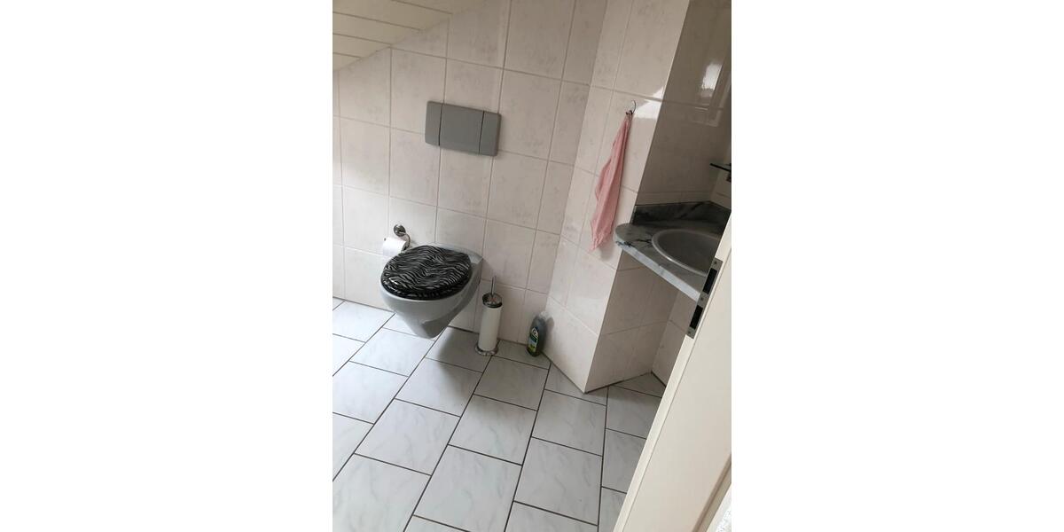 Dachgeschoßwohnung Nettetal - 1 Zimmer, 35 m&sup2;, 390&euro; | Angebot:26611652