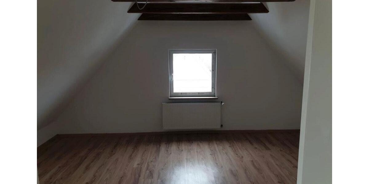 Dachgeschosswohnung zur Miete 2 zimmer