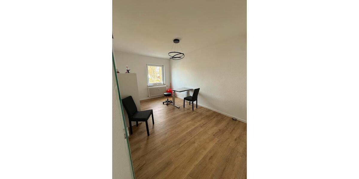 Etagenwohnung Bad Königshofen im Grabfeld - 2.5 Zimmer, 70 m&sup2;, 580&euro; | Angebot:26706066