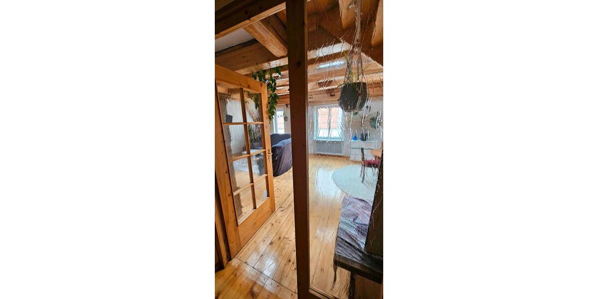 Dachgeschoßwohnung Ulm Donautal - 2.5 Zimmer, 70 m&sup2;, 1.300&euro; | Angebot:26261295