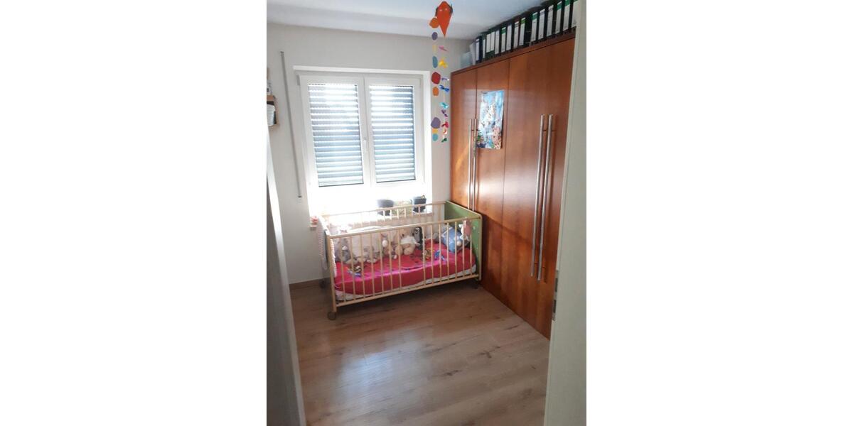 Etagenwohnung Cham - 3 Zimmer, 91 m&sup2;, 900&euro; | Angebot:26594106