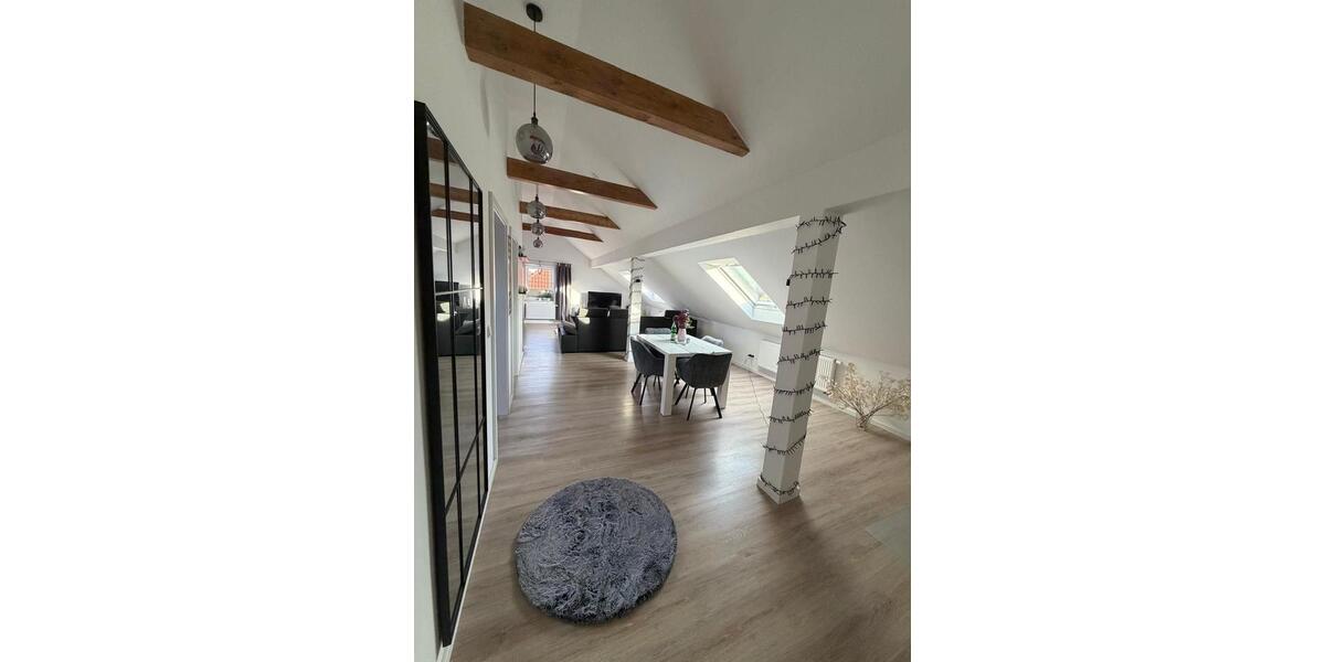 Dachgeschoßwohnung Porta Westfalica - 2.5 Zimmer, 70 m&sup2;, 580&euro; | Angebot:25591806
