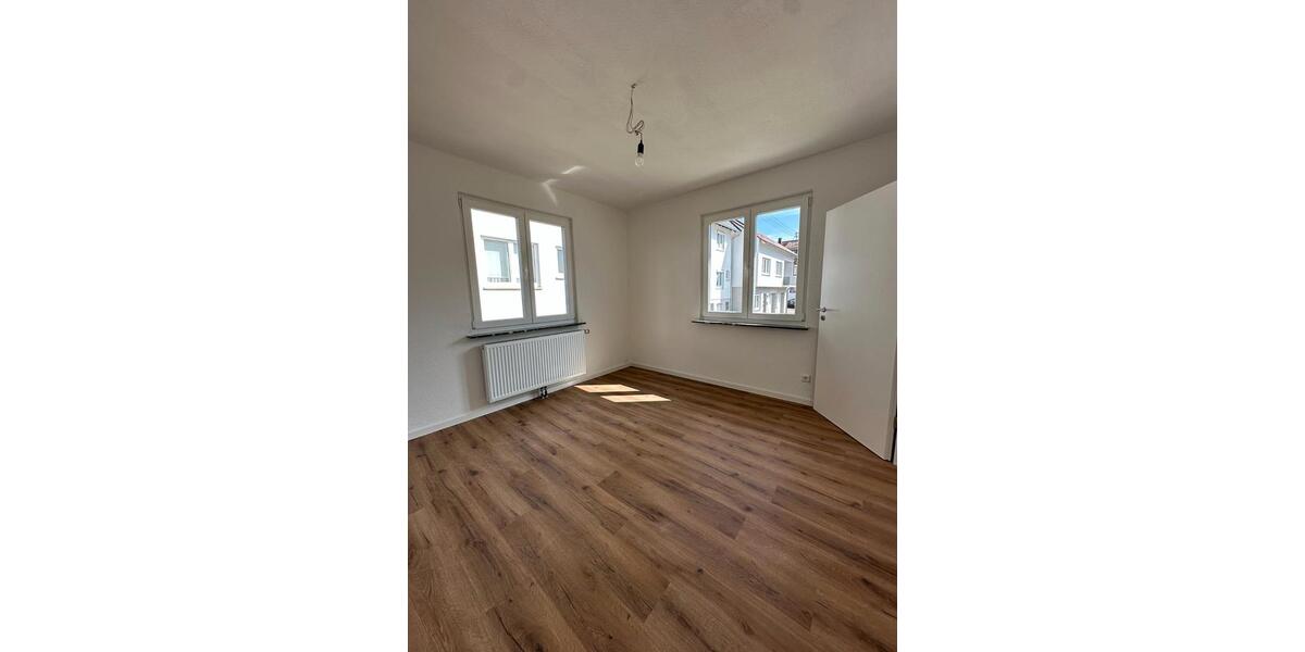 Einfamilienhaus Burladingen - 6 Zimmer, 120 m&sup2;, 1.200&euro; | Angebot:26526991